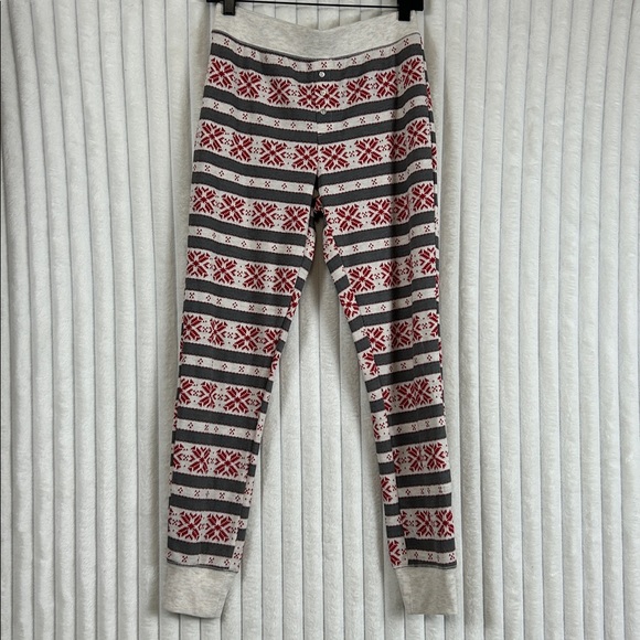 Stars Above 2 Piece Thermal pajama set fair isle Snowflakes Size M - Picture 4 of 10